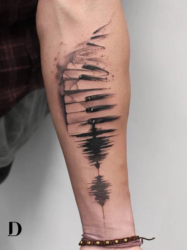 black and grey sketch татуировка на forearm #27878 | Тату мастер Deborah Genchi