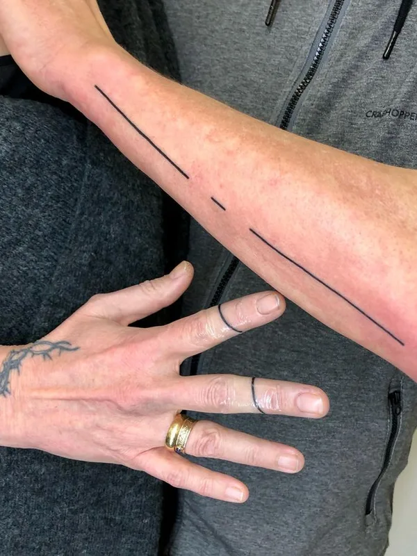 men, female black abstract, linework, geometric татуировка на forearm #64125 | Тату мастер crooked_gun