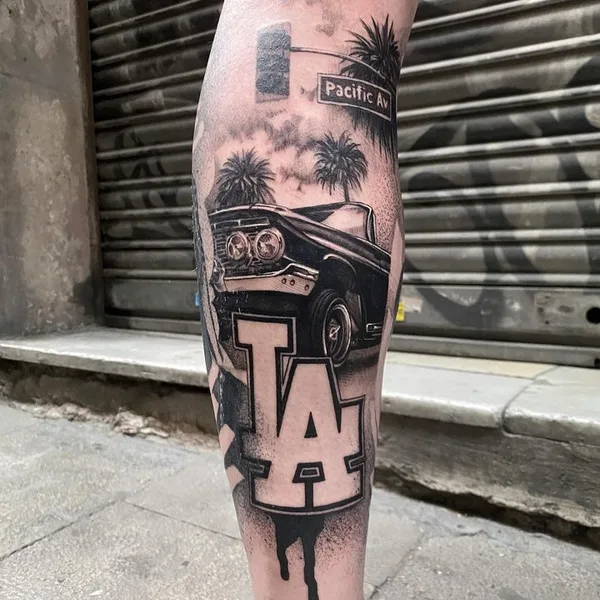 Graphic tattoo by Stefano Phen in Barcelona