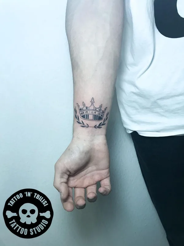 black linework татуировка на wrist #54838 | Тату мастер George.ink Tattoo Tbilisi