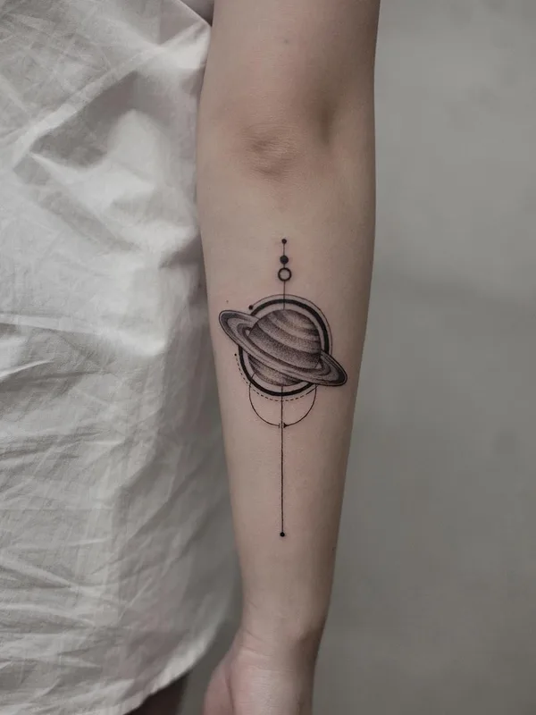 black and grey geometric татуировка на forearm #31086 | Тату мастер AkiWong