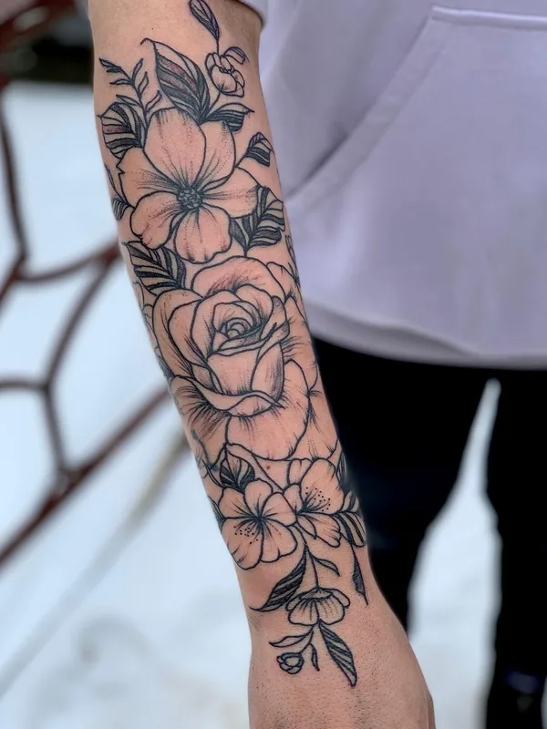 black and grey linework tatuaje en forearm #42154 | Tatuador Владислав Бондаренко