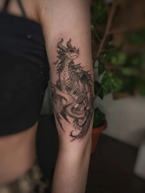 female black and grey sketch татуировка на forearm #73328 | Тату мастер Дмитрий Сергеевич Евстифеев