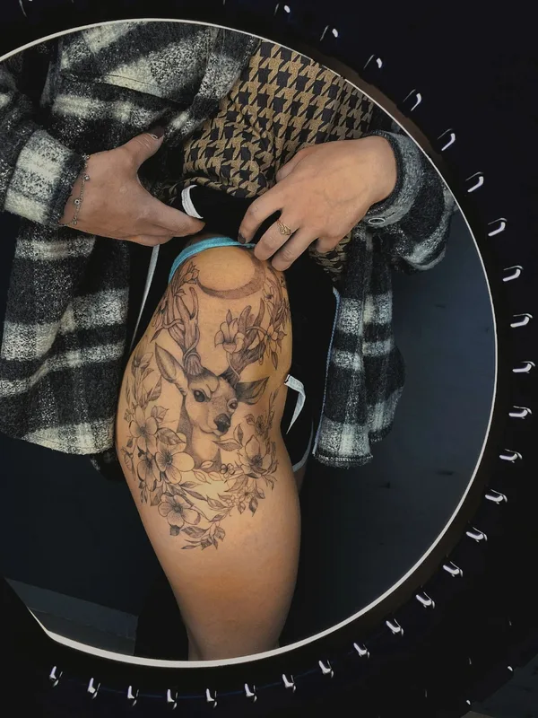 black and grey linework татуировка на thigh #73338 | Тату мастер Дмитрий Сергеевич Евстифеев