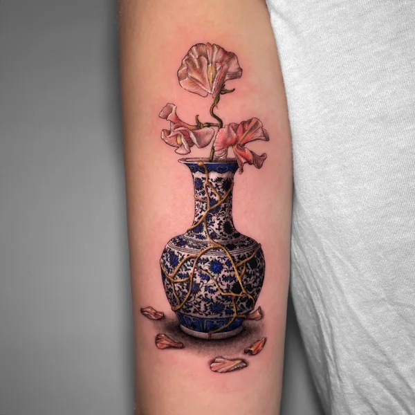 Illustrative tattoo by Poesis in Hamburg