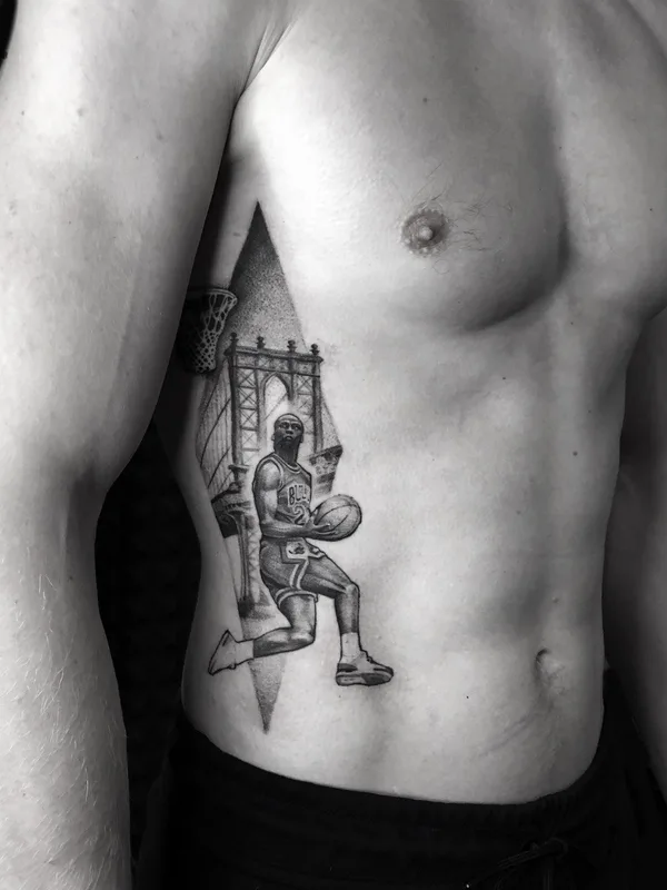 male black and grey black and grey Tatuagem em side #74506 | Tatuador Леонид Изгин