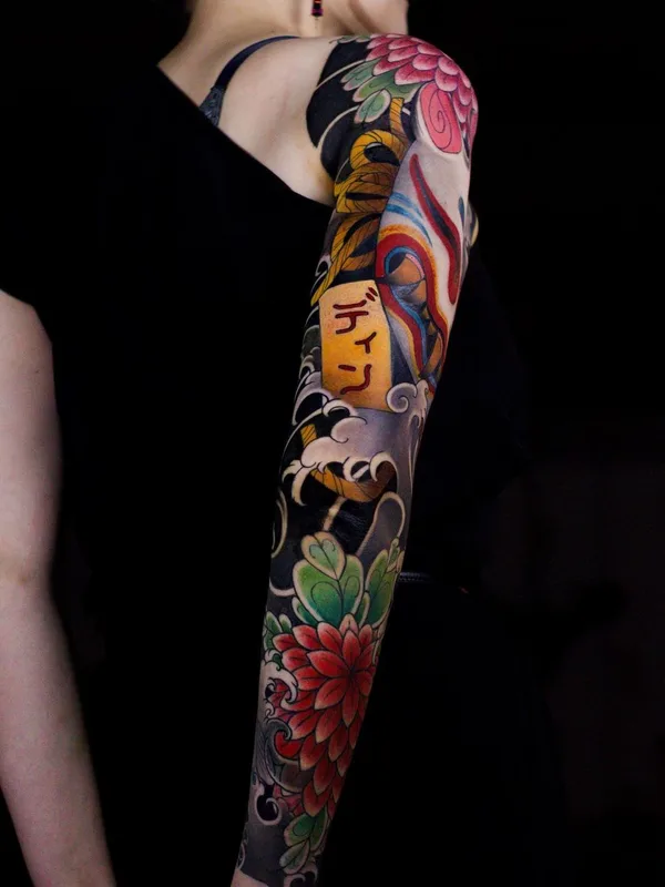 female color japanese tattoo auf full sleeve #50409 | Tätowierer Илья Дин