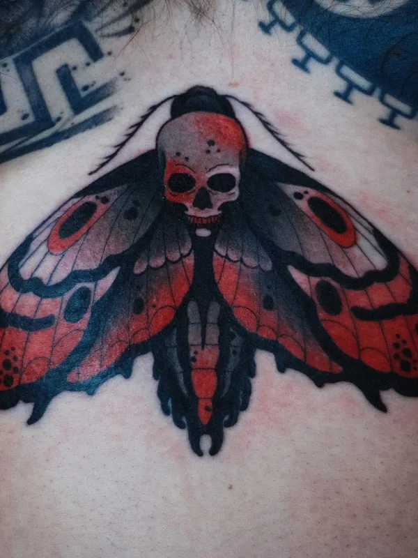color neo traditional tattoo auf chest #50402 | Tätowierer Илья Дин