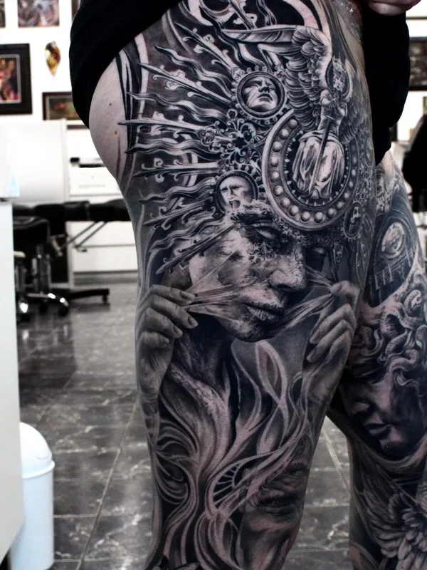 black and grey realism татуировка на full leg #50445 | Тату мастер Tony Mancia