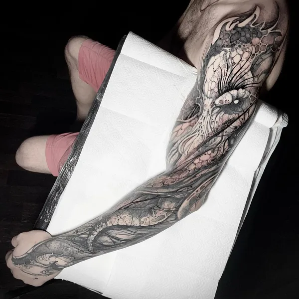 Graphic tattoo by Иджи Тредгуд in Казань