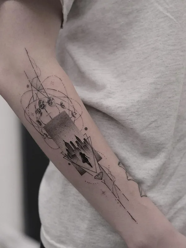 black and grey geometric Tatuagem em forearm #52989 | Tatuador Миша Нечаев