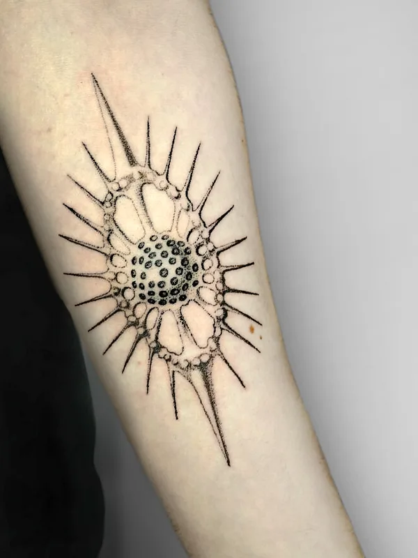 black geometric tatuaje en forearm #70459 | Tatuador Dot.tatts
