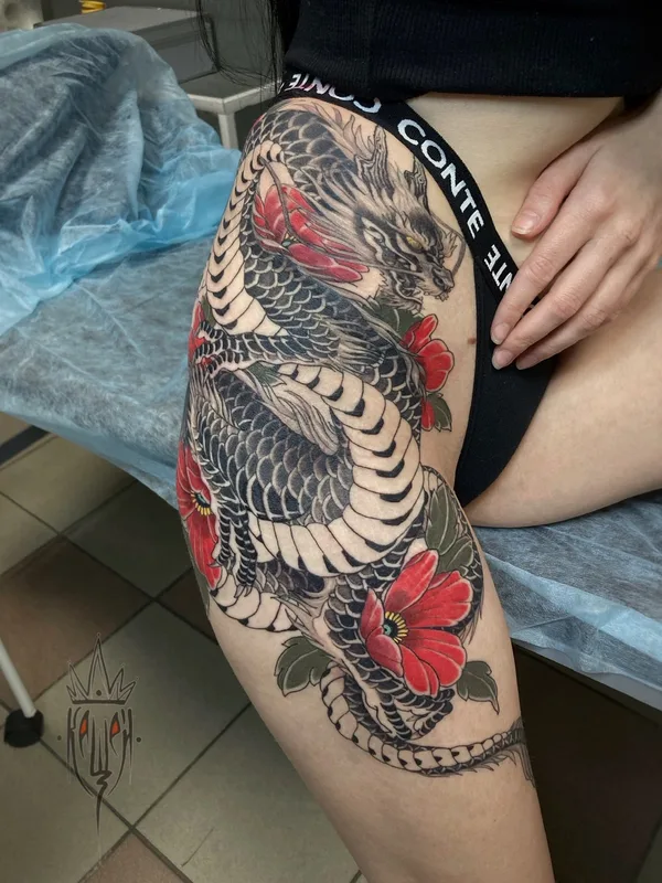 female color japanese татуировка на thigh #70528 | Тату мастер Виталий Канащенков