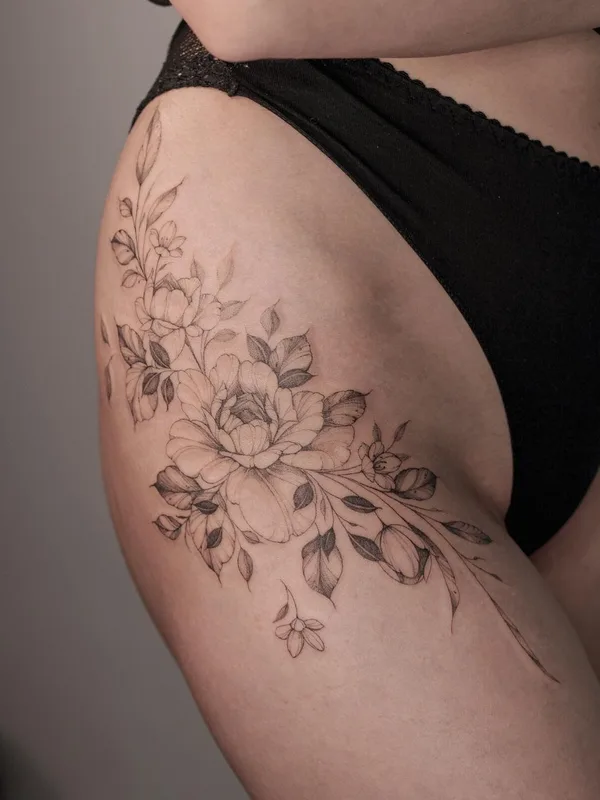 Feminine tattoo by Krysz in Wrocław