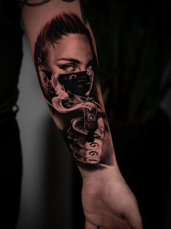 female black and grey realism Tatuaggio su forearm #56151 | Tatuatore Maksym Burian