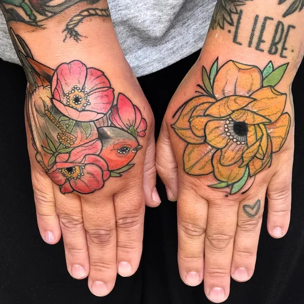 Traditional tattoo by Kirsten Grzeskowiak in Düsseldorf