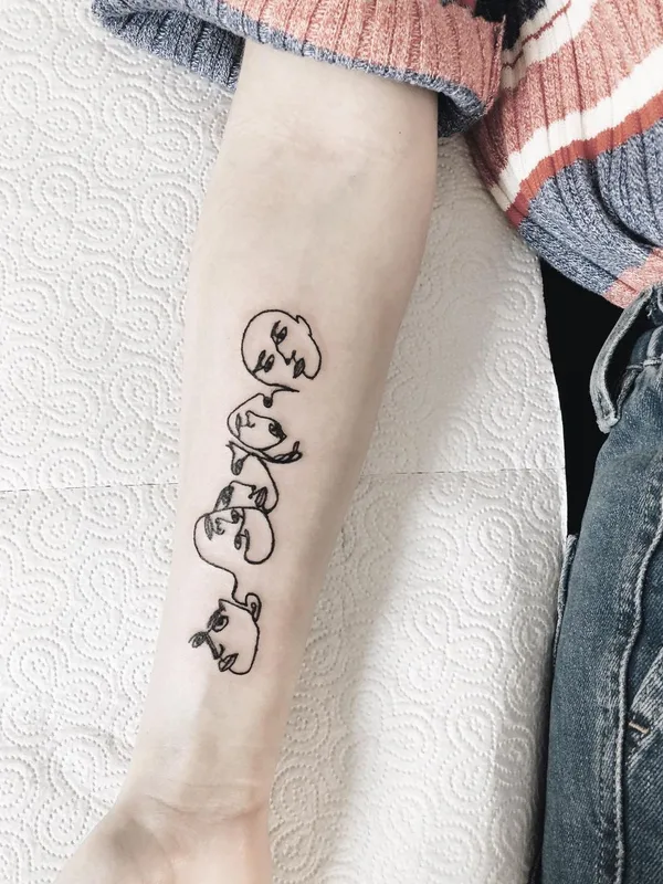 black linework татуировка на forearm #56258 | Тату мастер Lucyeezy Tattooing