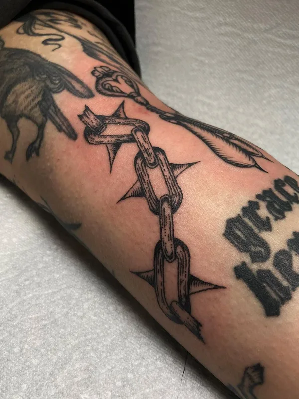 black blackwork Tatuaggio su forearm #56272 | Tatuatore Mackenzie