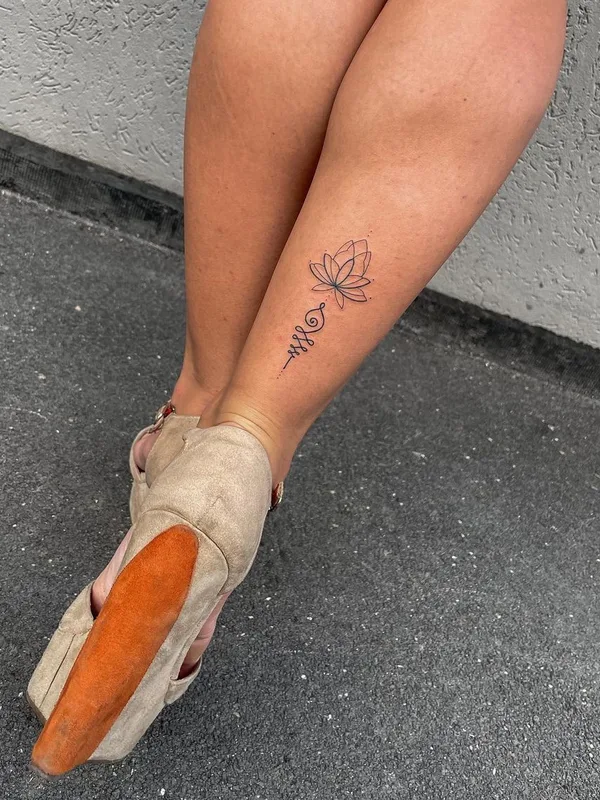 female black fineline tatouage sur calf #42168 | Artiste tatoueur Кирилл Нагор | NAGOR TATTOO