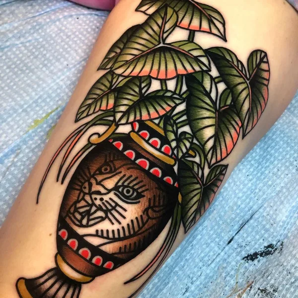 Traditional tattoo by Joe Mallard in Salem