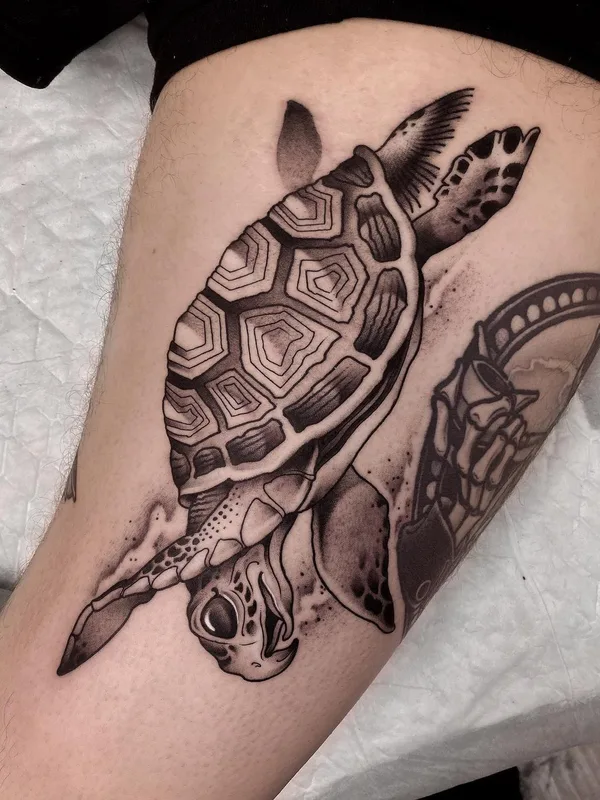 black and grey black and grey татуировка на thigh #44636 | Тату мастер Andrew Davidov