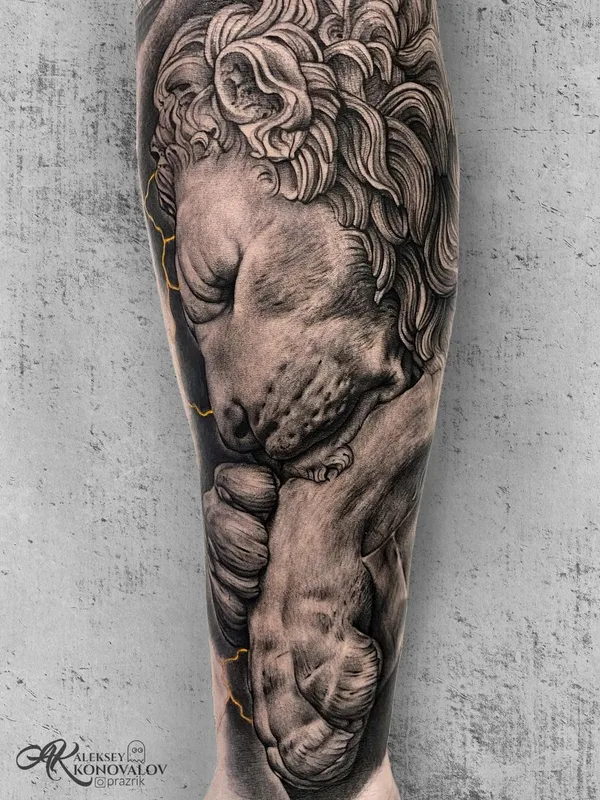 black and grey realism 纹身 在 forearm #50481 | 纹身师 Алексей Коновалов