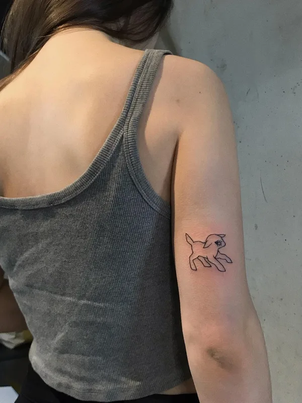 female black linework 타투 부위 forearm #50643 | 타투이스트 Носик Собачкин