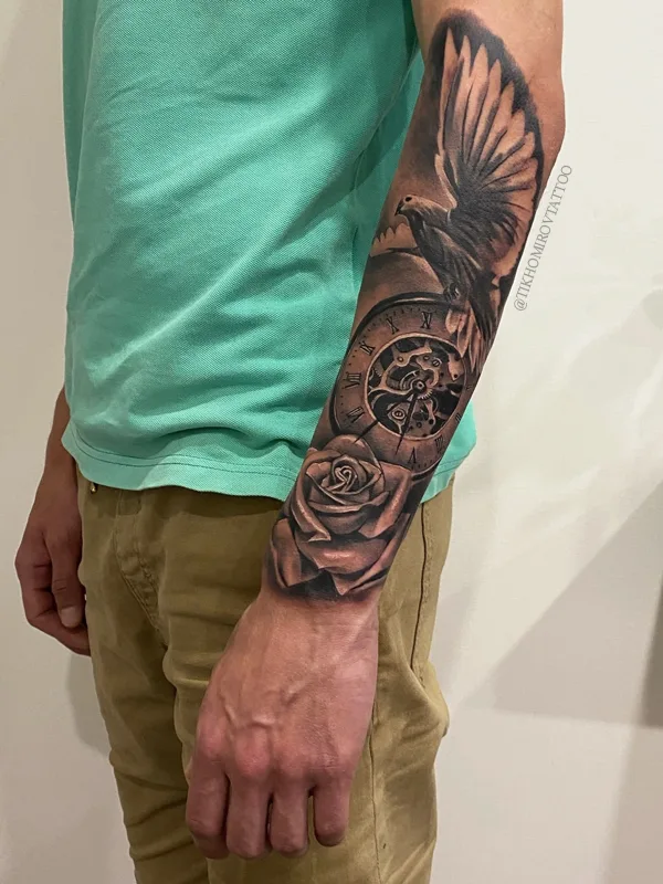 black and grey realism Tatuaggio su forearm #64271 | Tatuatore Андрей Тихомиров