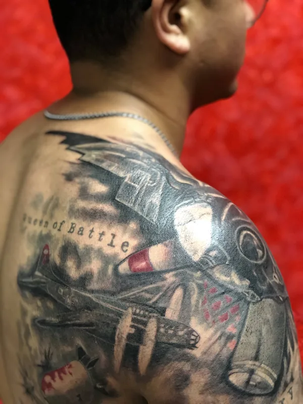 black and grey realism татуировка на shoulder #29983 | Тату мастер CharlzVyachsvheya