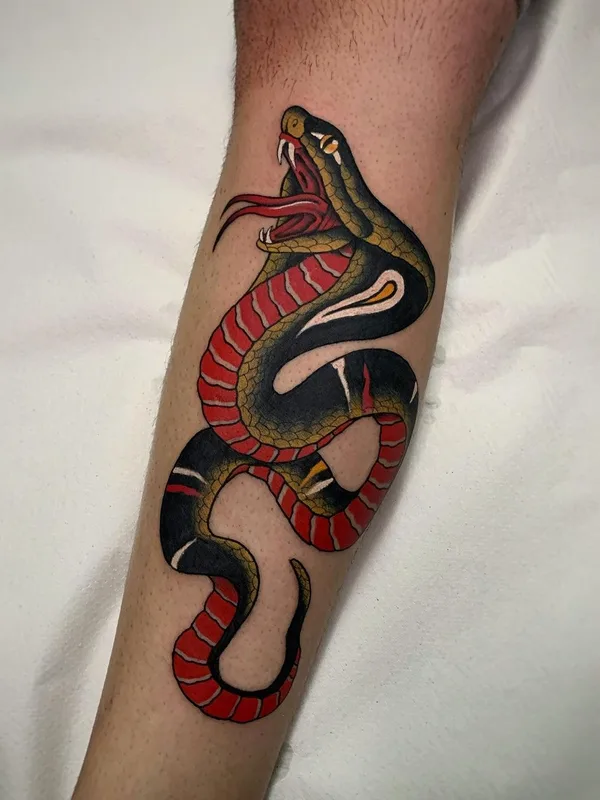 color traditional tatouage sur calf #40053 | Artiste tatoueur Julian