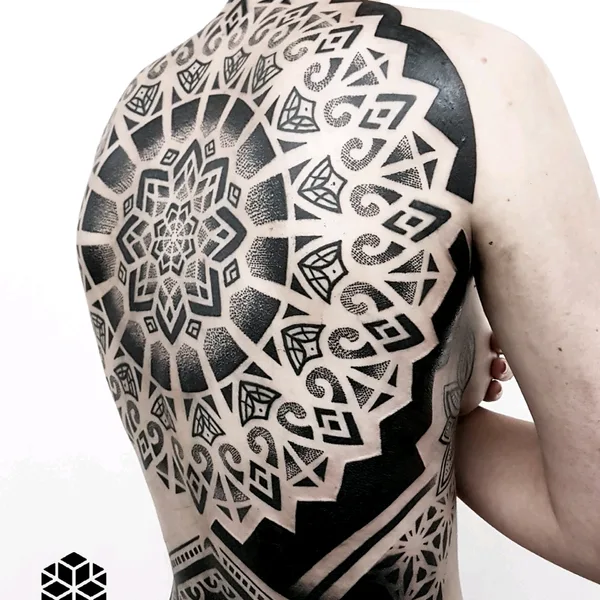 Ornamental tattoo by Ben Gicqueau in Nantes