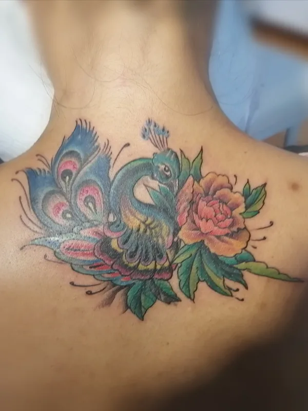 color illustrative 纹身 在 upper back #46629 | 纹身师 red webz tattoo studio