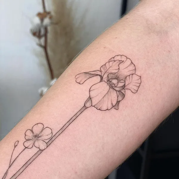 Graphic tattoo by Валерия Литвищенко in Саратов