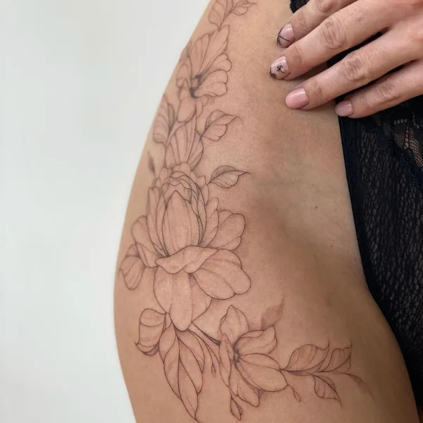 Graphic tattoo by Валерия Литвищенко in Саратов