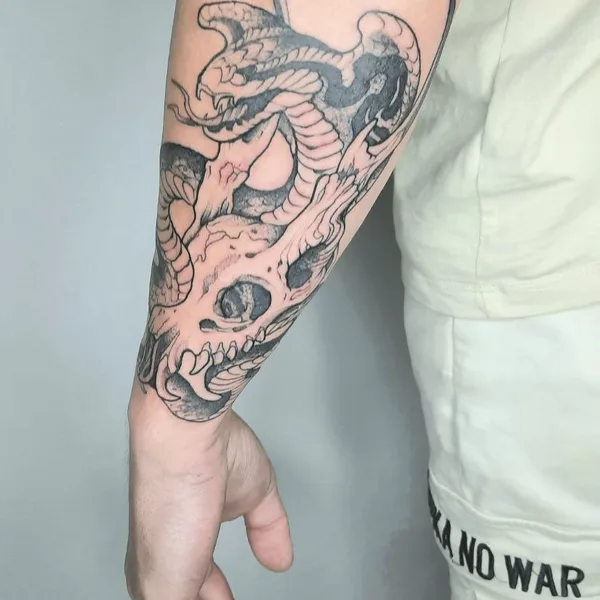 Graphic tattoo by Владислав Ретунский in Саратов