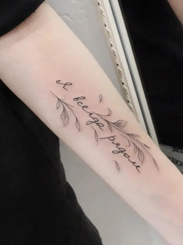black fineline 타투 부위 forearm #50762 | 타투이스트 Диана Белогрив