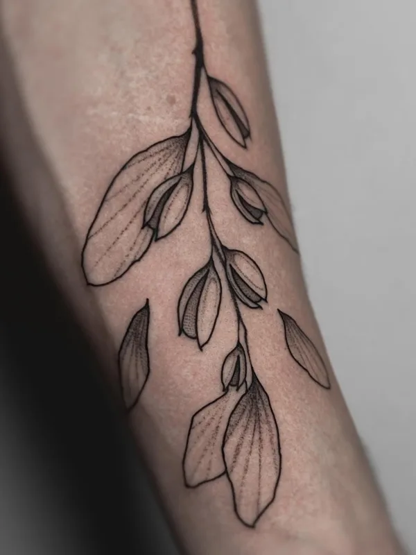 black linework tatouage sur forearm #50770 | Artiste tatoueur Александра Летягина