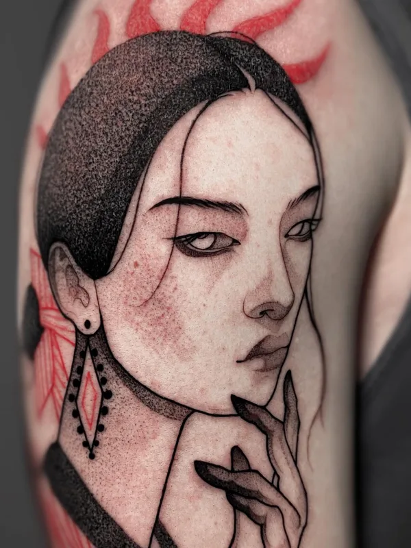 female color black and grey tatouage sur shoulder #50779 | Artiste tatoueur Александра Летягина