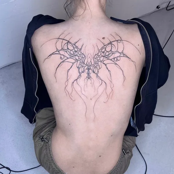 Tribal tattoo by Randy Lahaie in Lausanne