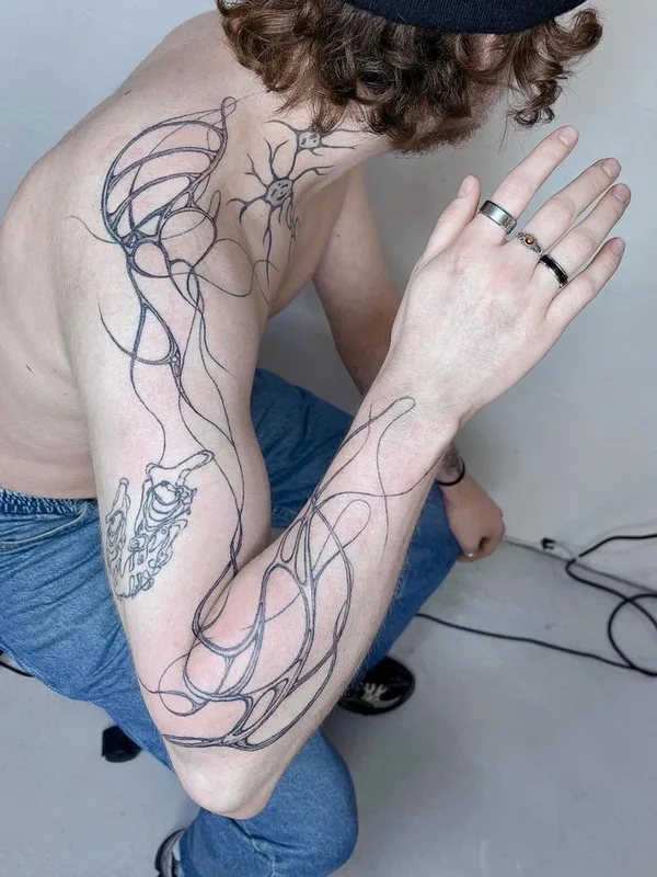 male black linework Tatuaggio su full sleeve #66351 | Tatuatore Randy Lahaie