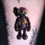 Tattooist Harry