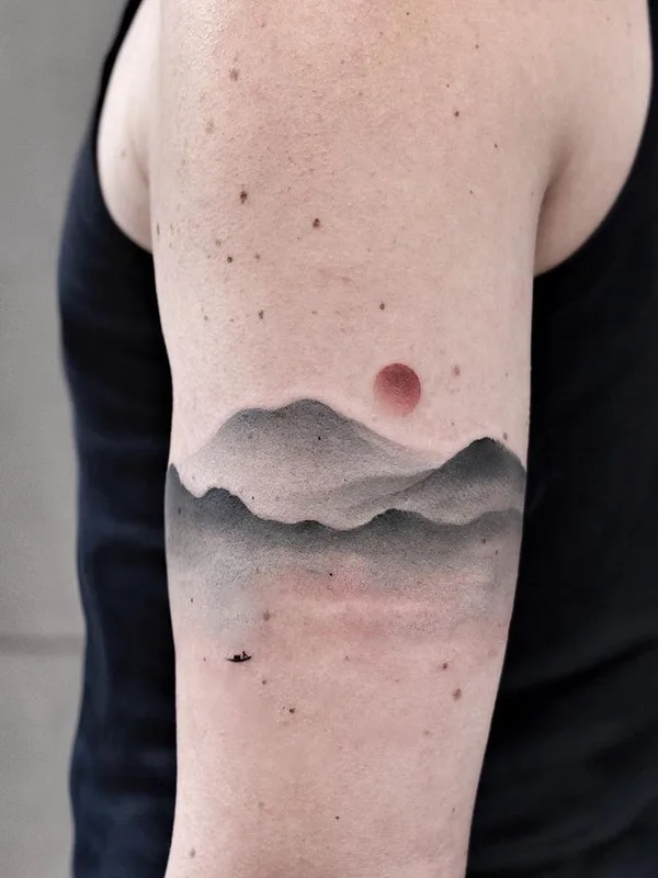 female black&gray watercolor татуировка на shoulder #40082 | Тату мастер Chen Jie