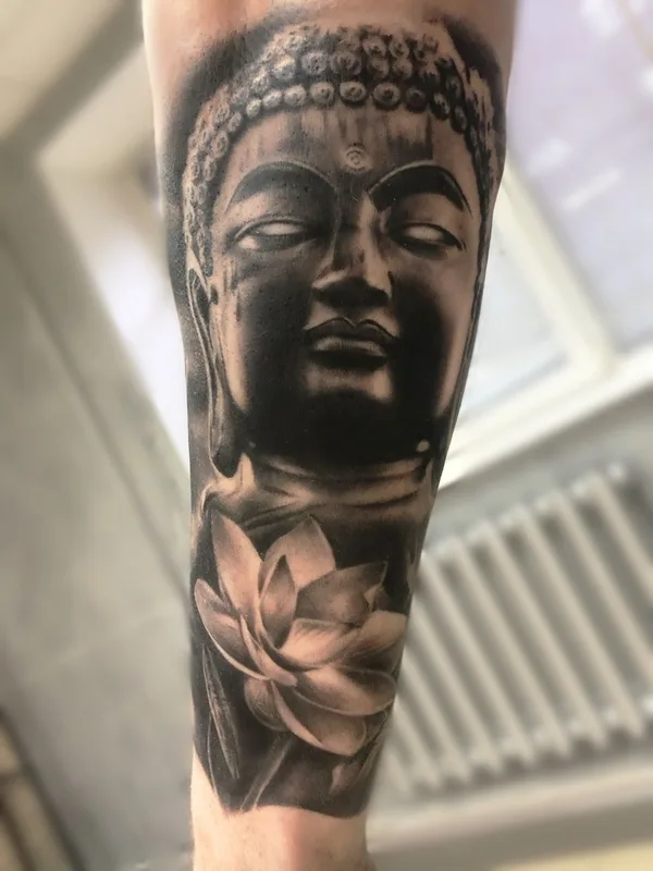 black and grey realism tatuaje en forearm #40096 | Tatuador Ирина Чернова