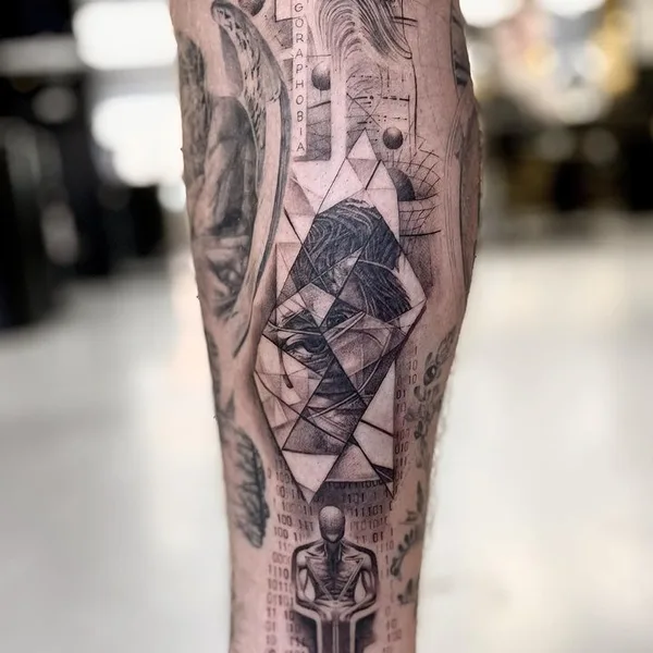 Micro Realism tattoo by Amalie