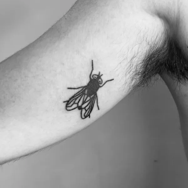 handpoke tattoo by Oleg Savchuk in Tbilisi