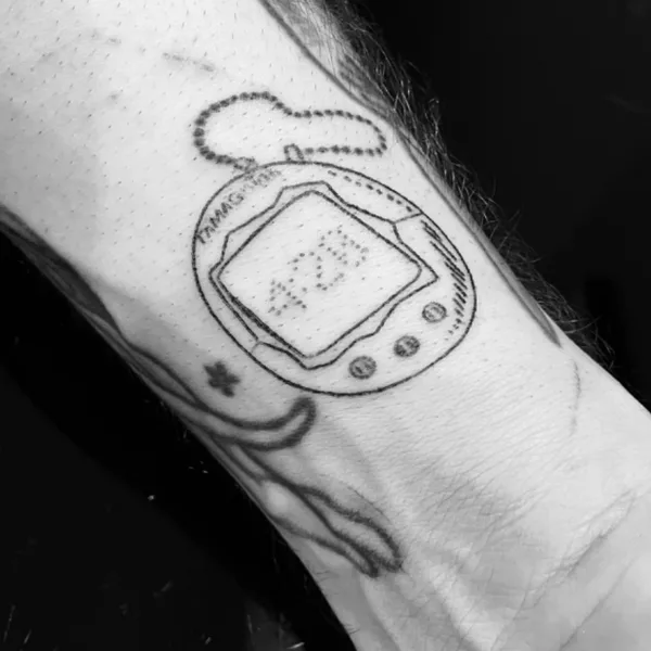 handpoke tattoo by Oleg Savchuk in Tbilisi