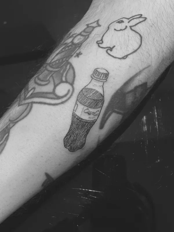 handpoke tattoo by Oleg Savchuk in Tbilisi