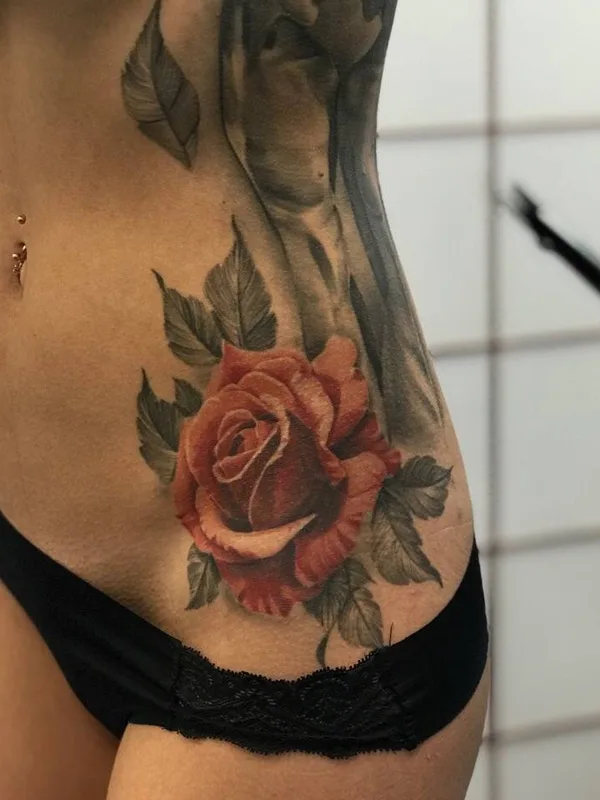 female color realism татуировка на hip #31673 | Тату мастер Глеб Эрвье