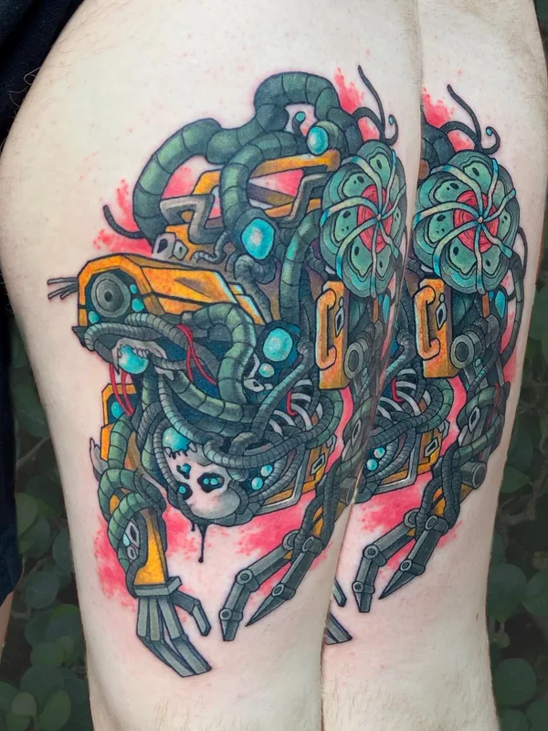 color biomechanical Tatuagem em thigh #56519 | Tatuador Kingsley Van Zandt