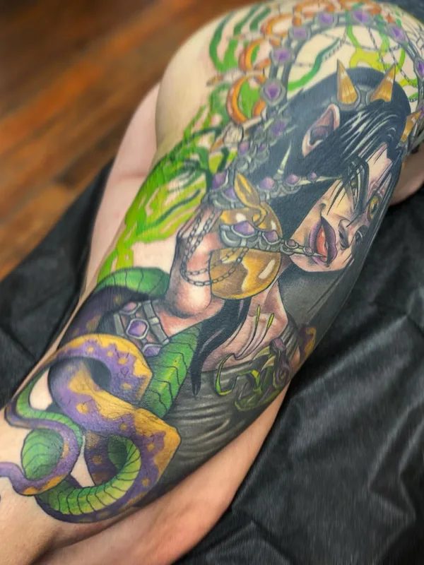 color neo traditional Tatuaggio su upper arm #56550 | Tatuatore Lindsay Hall